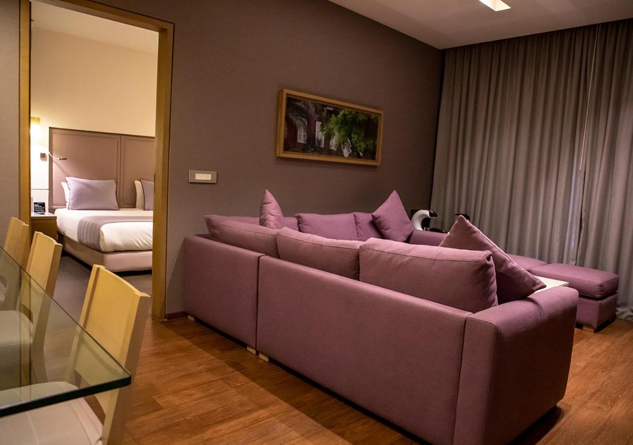 Saifi Suites Hotel Beirute Exterior foto