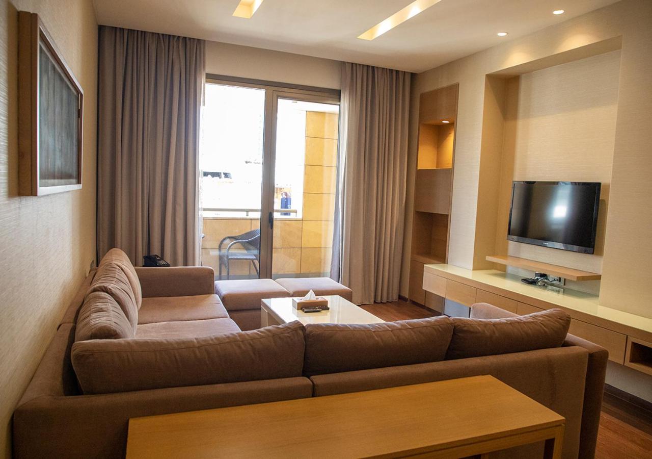 Saifi Suites Hotel Beirute Exterior foto