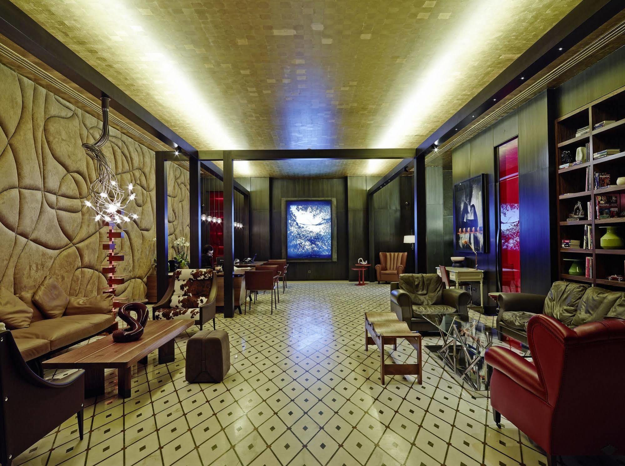 Saifi Suites Hotel Beirute Exterior foto